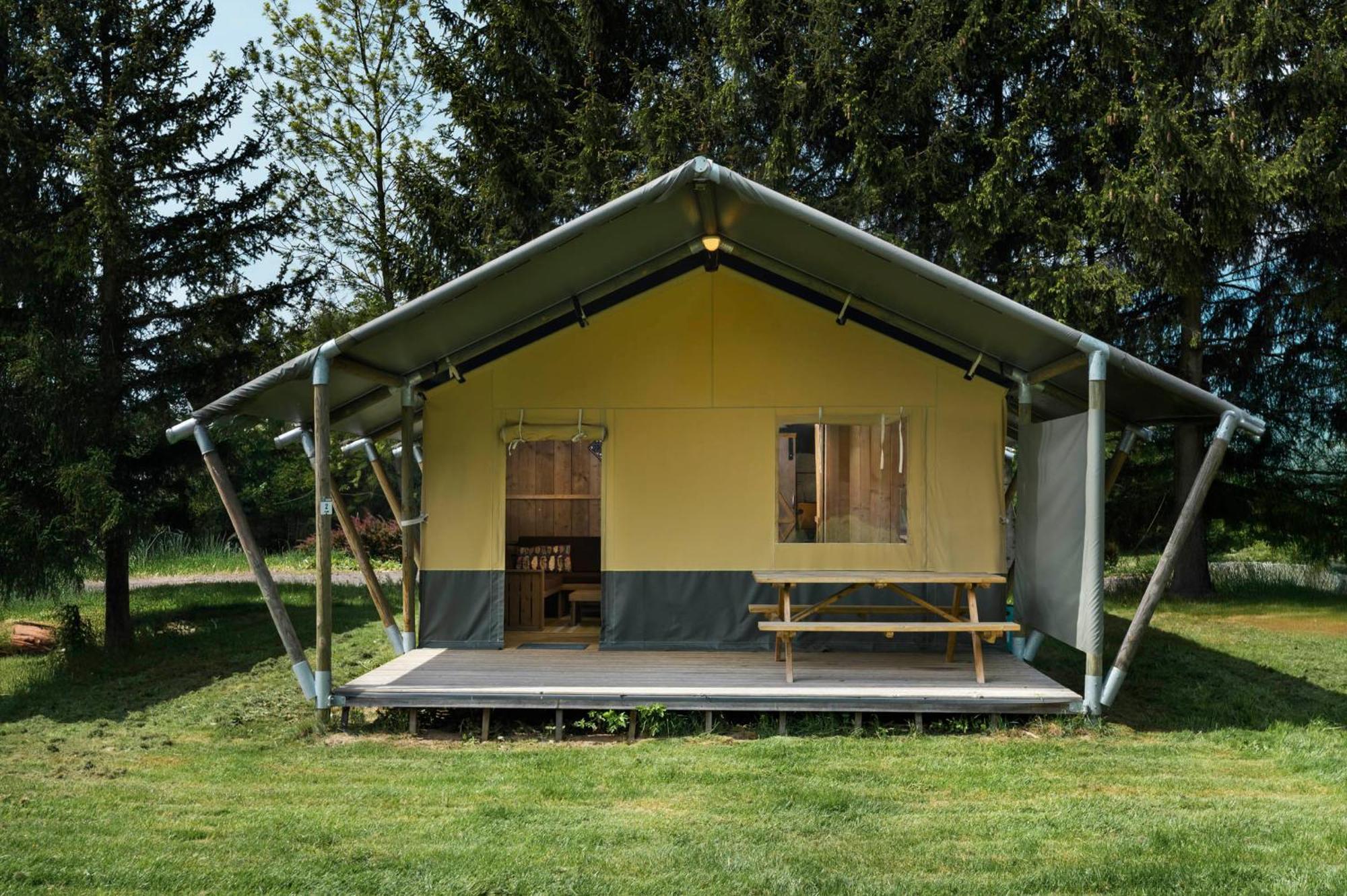 Camping 2000 Januv Dul Kültér fotó