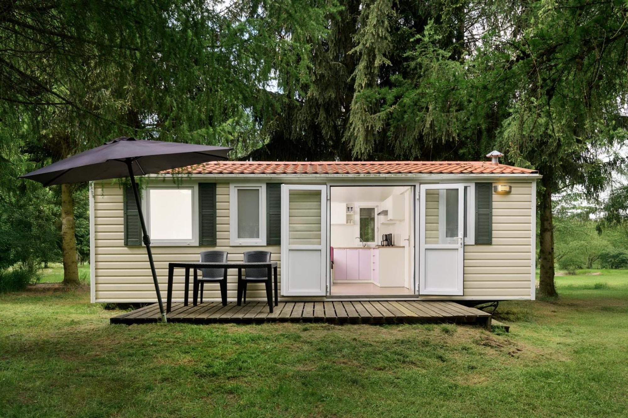 Camping 2000 Januv Dul Kültér fotó